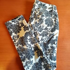 CLEARANCE INC petite jeans